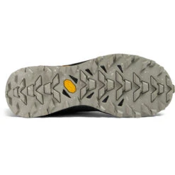 Berghaus Revolute Active Shoes Men, Gris/noir -komperdell boutique berghaus revolute active shoes men stretch limo dark shadow monument harmist 5