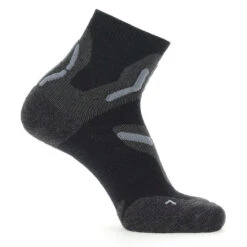UYN Trekking Chaussettes Basses En Mérinos 2in Homme, Noir/gris -komperdell boutique uyn trekking 2in merino low cut socks men black grey 4